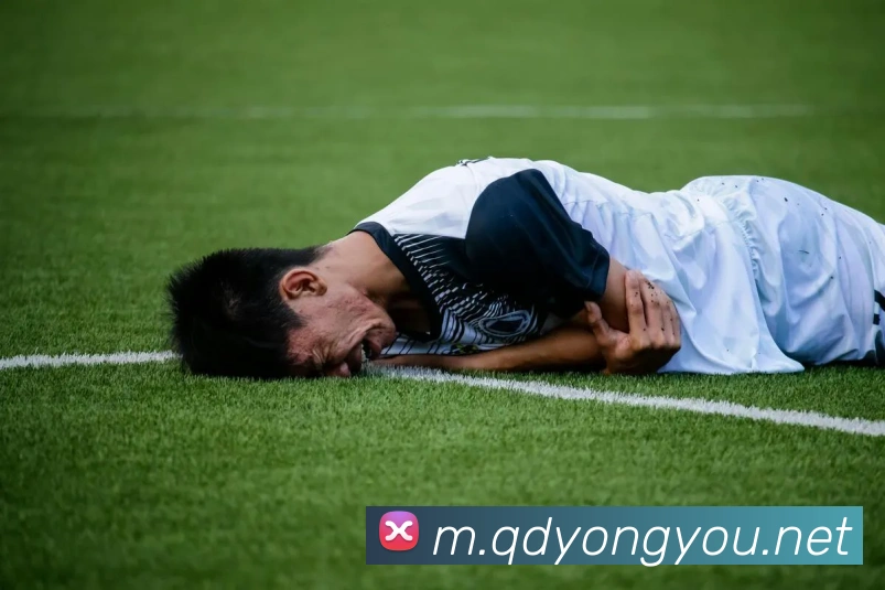 华体网APP 体育赛事宣传图
